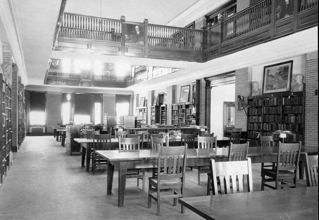 Reading Room in 1915